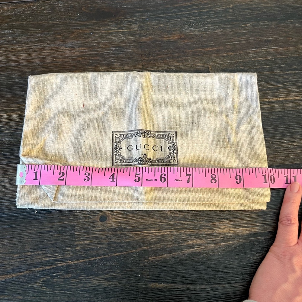 Gucci envelope dust bag - Picture 2 of 4